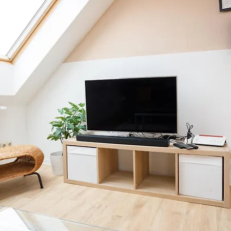 Fullhouse - - K70 - Washing Machine - Smarttv Apartment *