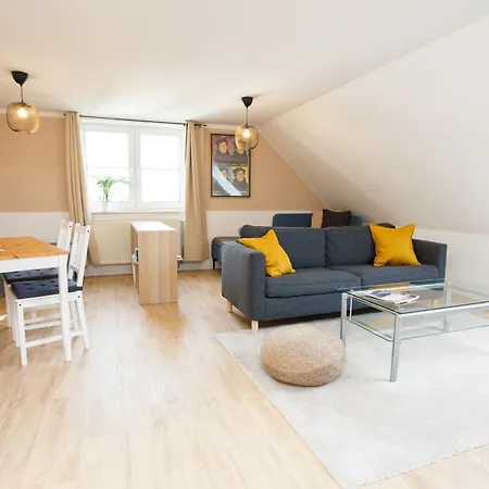 Apartment Fullhouse - - K70 - Washing Machine - Smarttv *