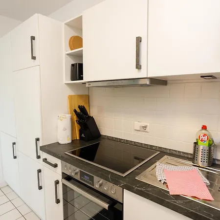 Fullhouse - - K70 - Washing Machine - Smarttv * Eisenach