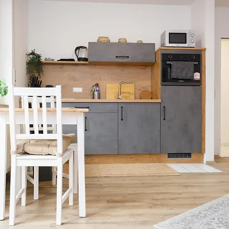 Apartment Fullhouse - - K70 - Washing Machine - Smarttv
